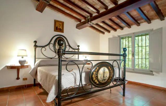 Fattoria Uccelliera Villa Lorenzana Exterior photo