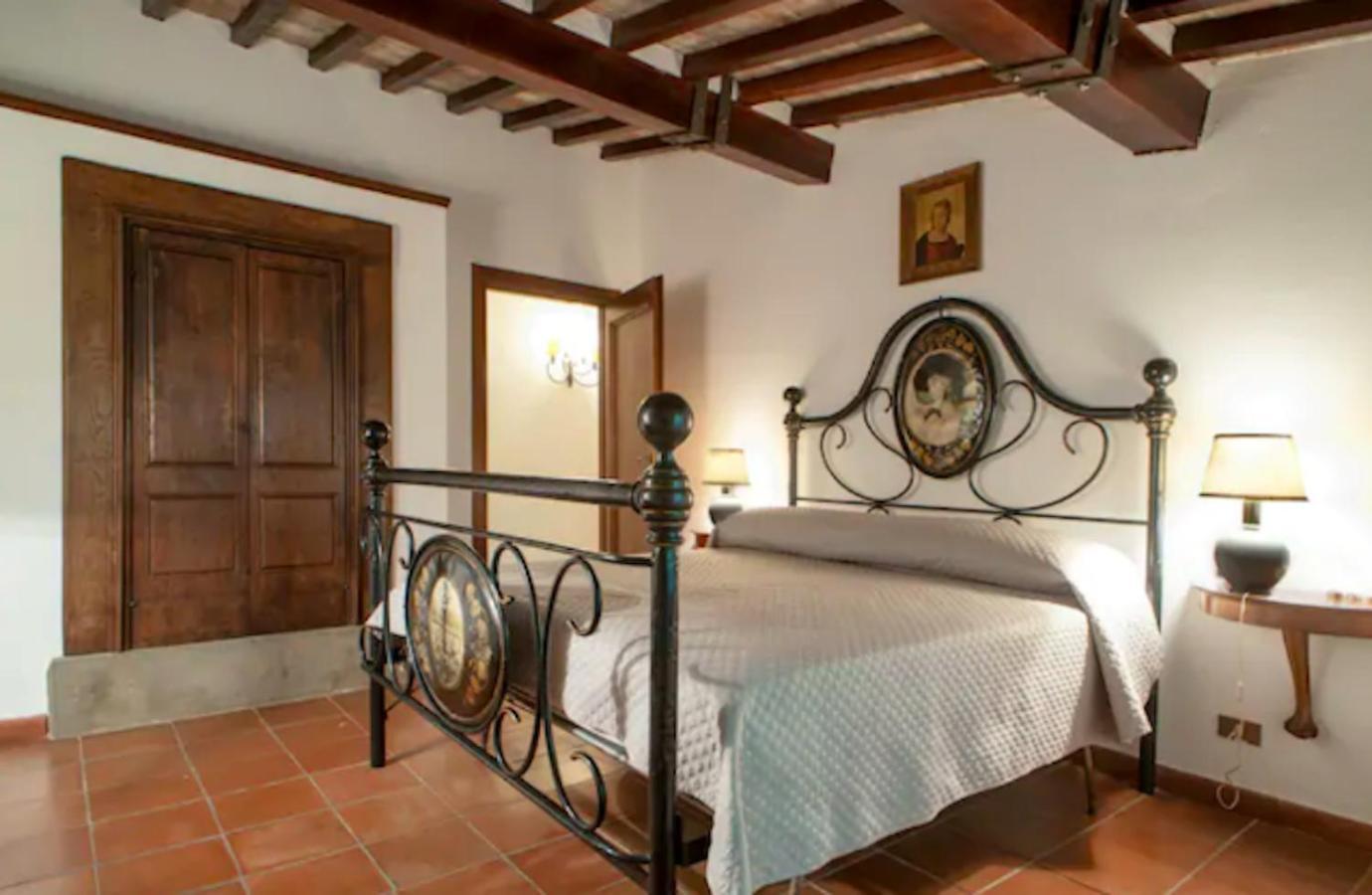 Fattoria Uccelliera Villa Lorenzana Exterior photo